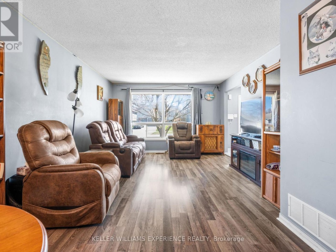 321 PARK STREET, Orillia
