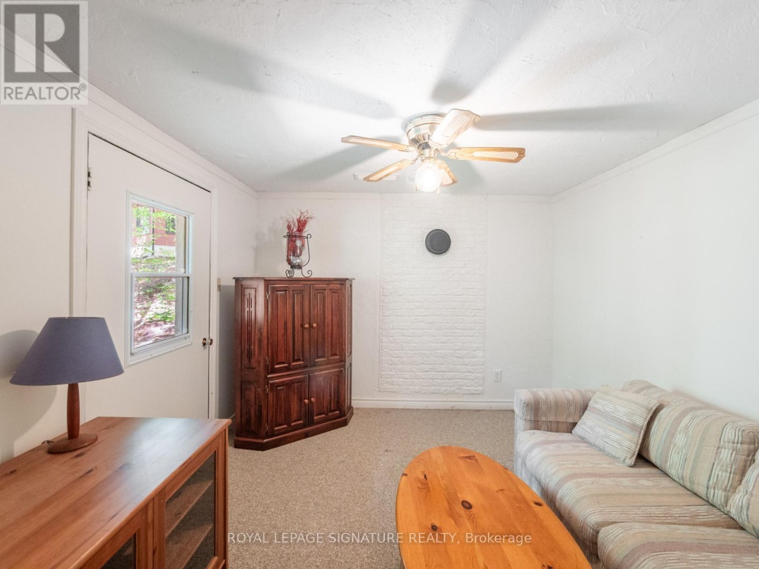 22 IROQUOIS RIDGE, 