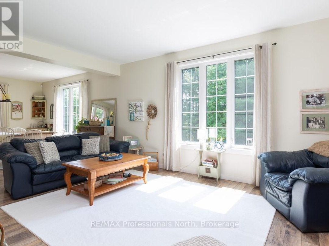 427 SKYHILLS ROAD, Huntsville (Chaffey)