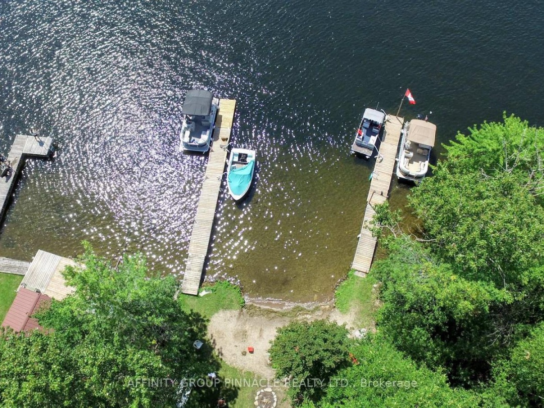 147 STURGEON GLEN ROAD, Sturgeon Lake