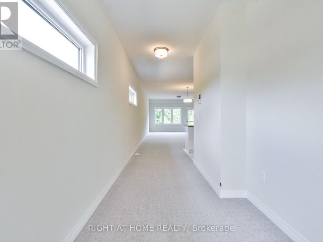 3056 SANDY ACRS AVENUE, Severn (West Shore)