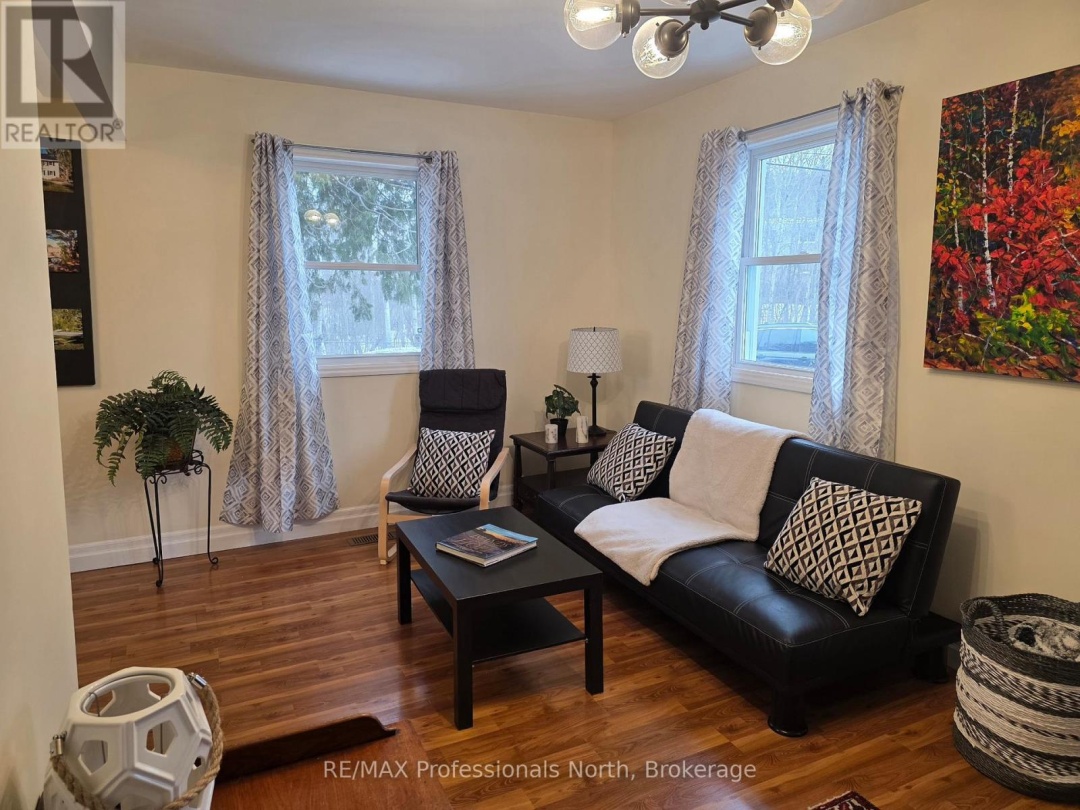 26 KITCHEN ROAD S, Huntsville (Chaffey)