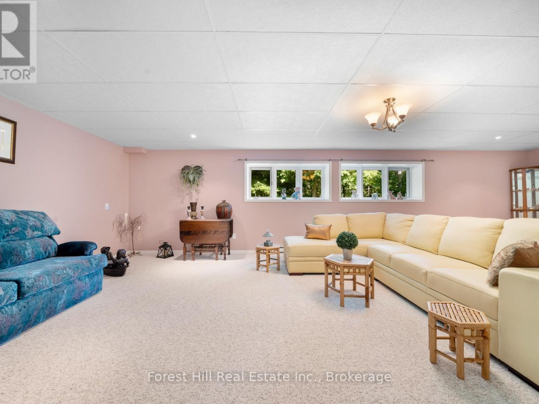 17 SKERRYVORE CIRCLE, 