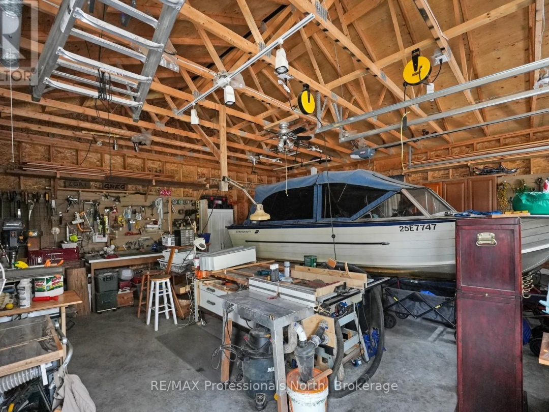 1157 BETWEEN LAKES TRAIL, Soyers Lake