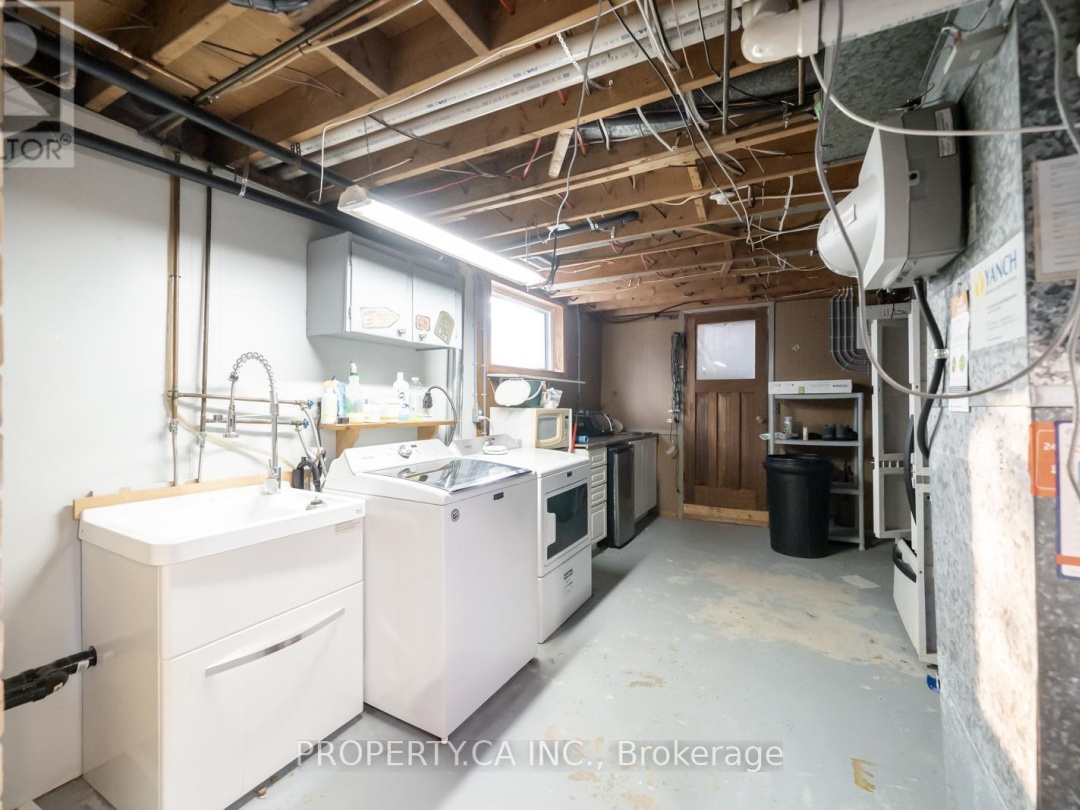 427 JAMIESON DRIVE, 
