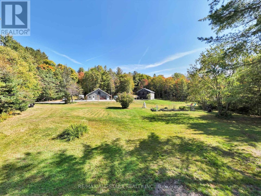 1435 FALKENBURG ROAD, Muskoka Lakes (Monck (Muskoka Lakes))