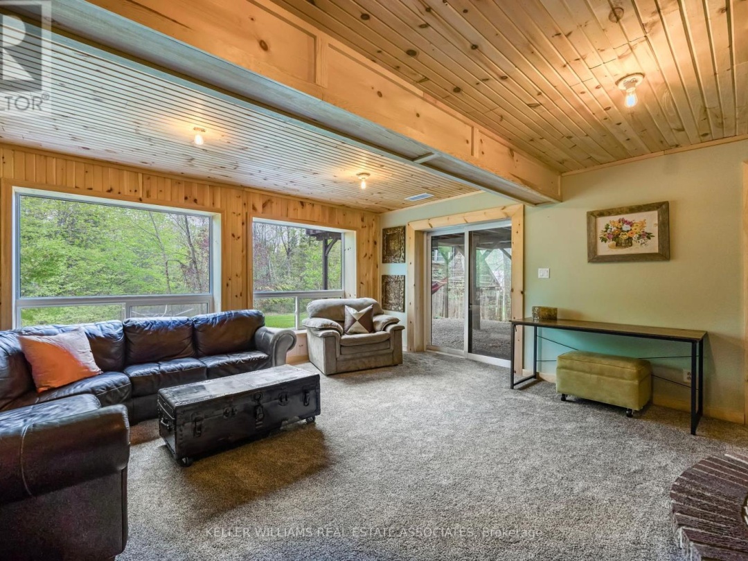 1979 COUNTY RD 48 ROAD, Kawartha Lakes (Bexley)