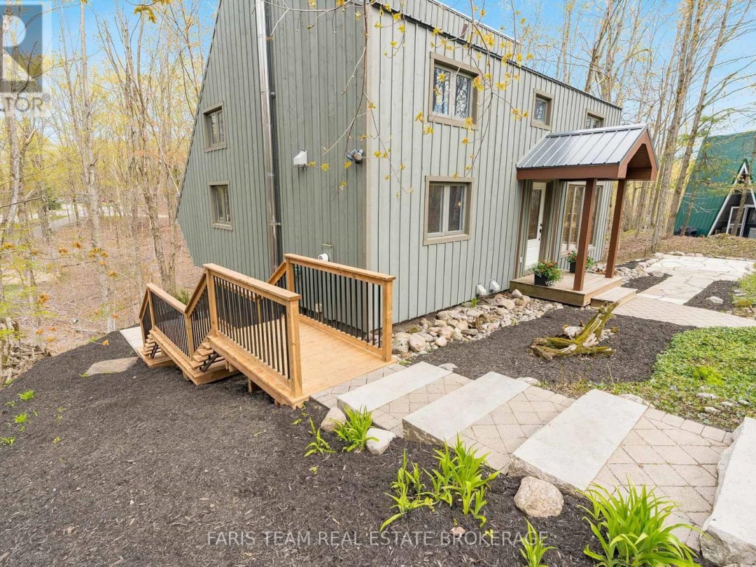 46 HURONWOODS DRIVE, Oro-Medonte (Sugarbush)