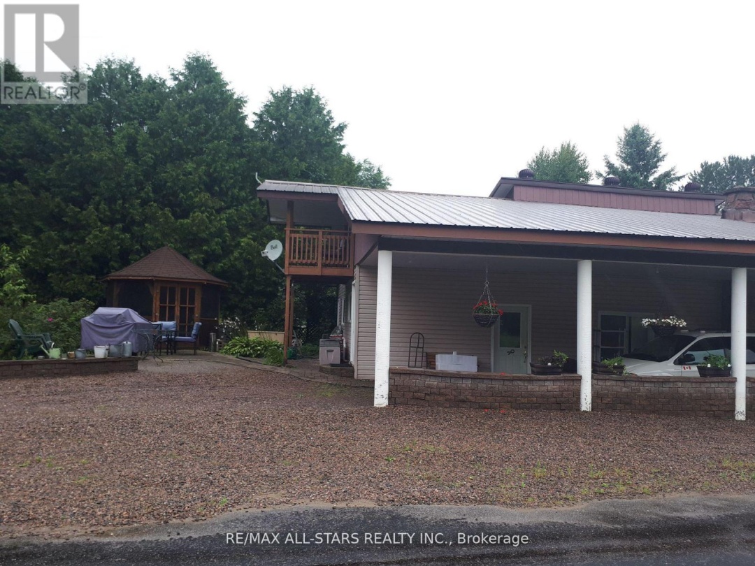 1007 DEWEY STREET, Highlands East (Glamorgan)