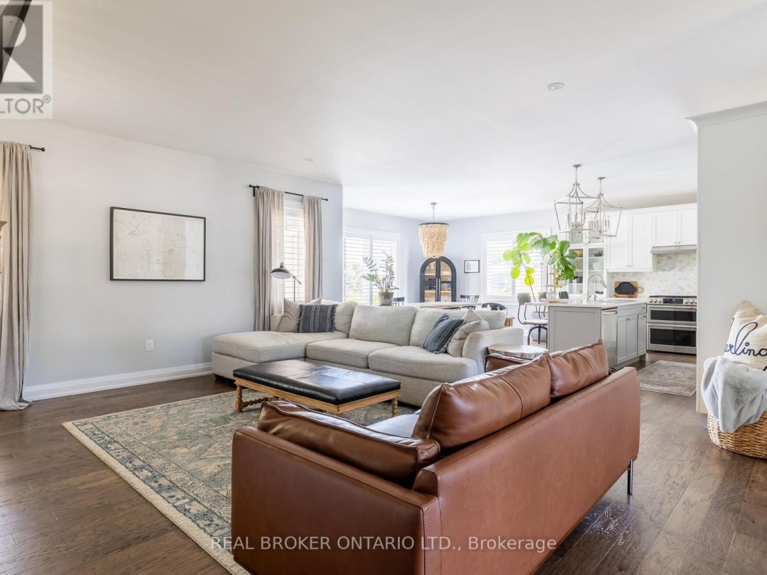19 CHESLOCK CRESCENT, Oro-Medonte (Warminster)