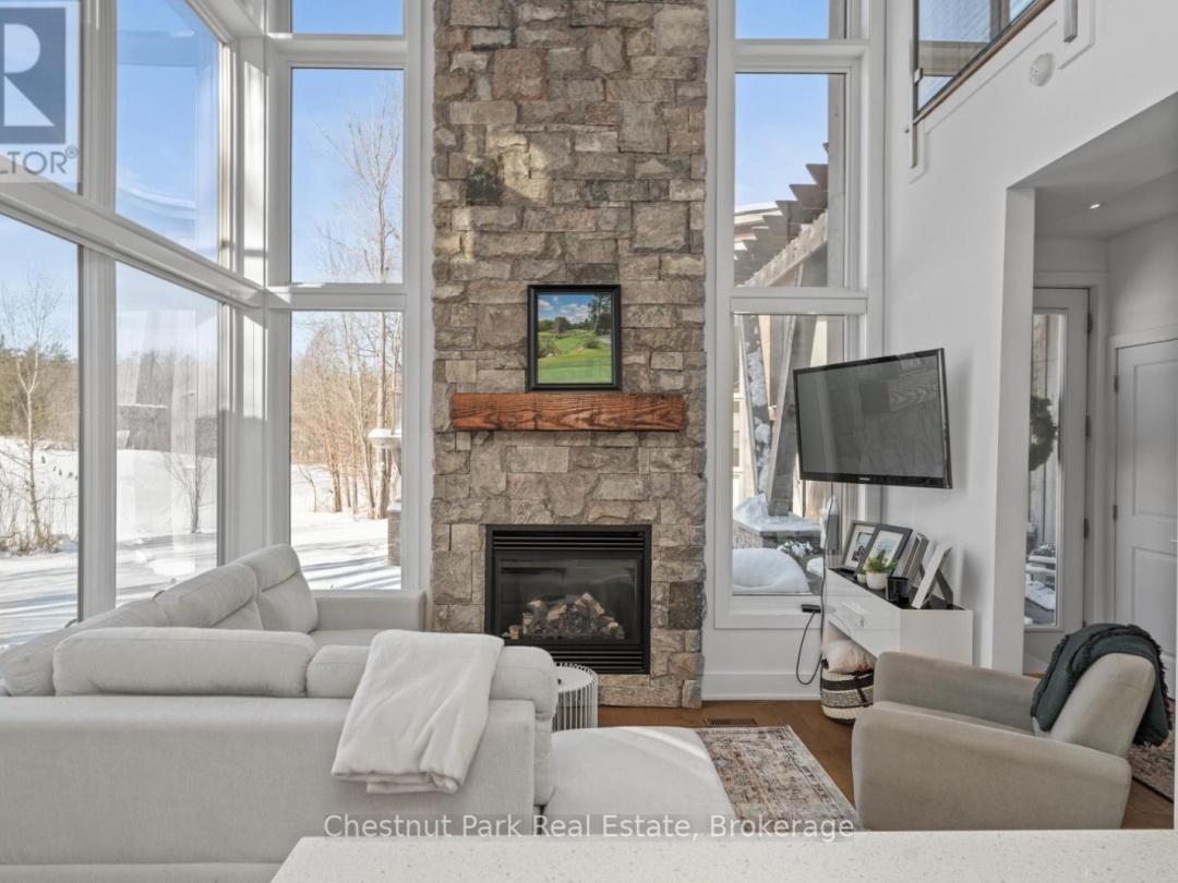 10 CARRICK TRAIL, Gravenhurst (Muskoka (S))