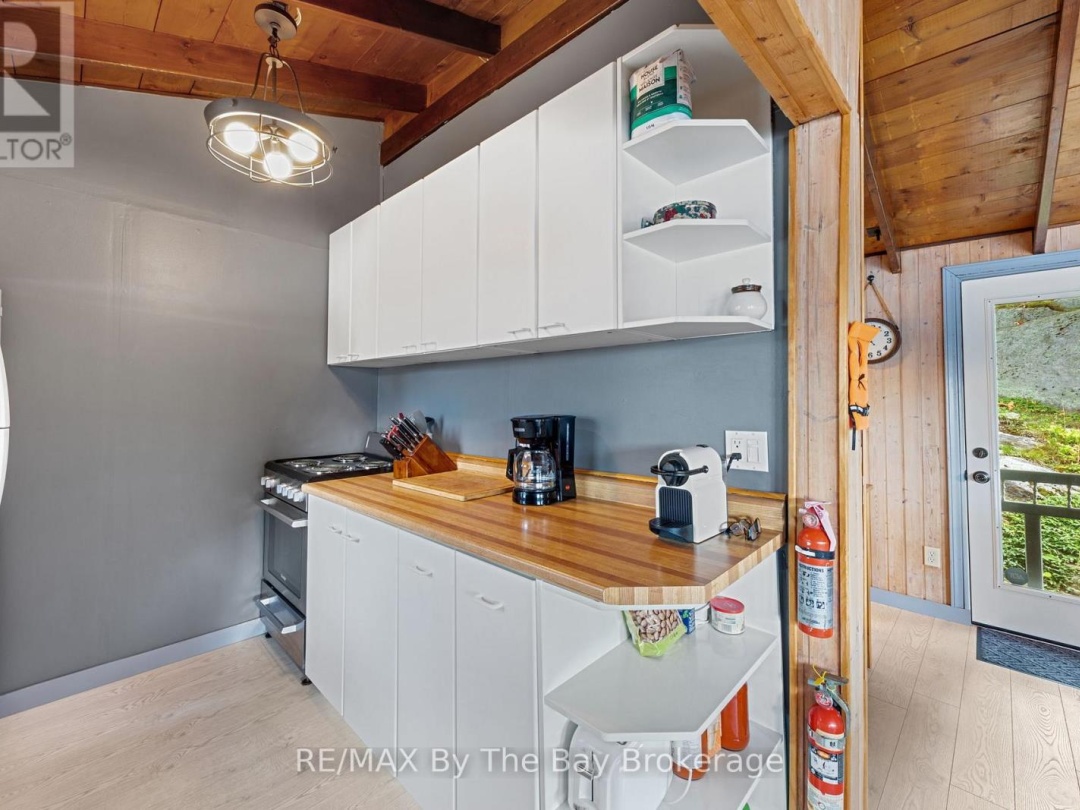 18588 GEORGIAN BAY SHORE, Georgian Bay