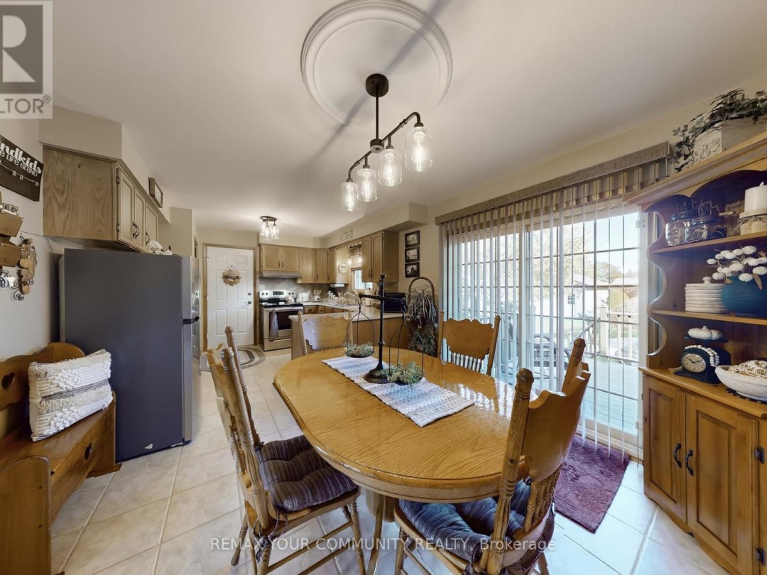 30 GRANT DRIVE, Kawartha Lakes (Oakwood)
