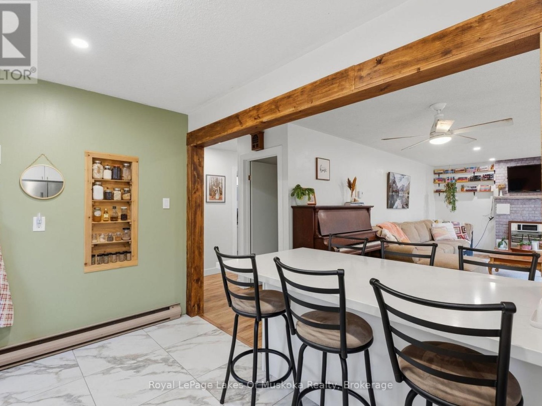 42 RIVERSIDE DRIVE, Huntsville (Brunel)