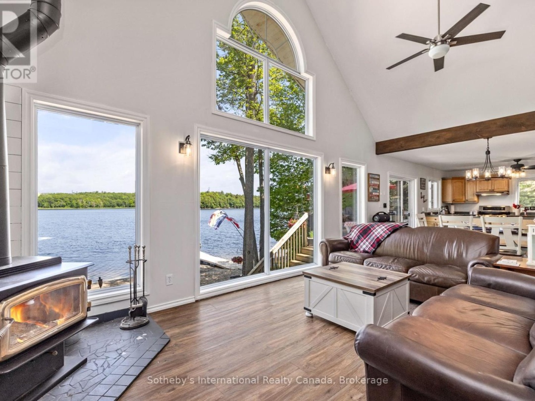 71 B717 ISLAND, Georgian Bay