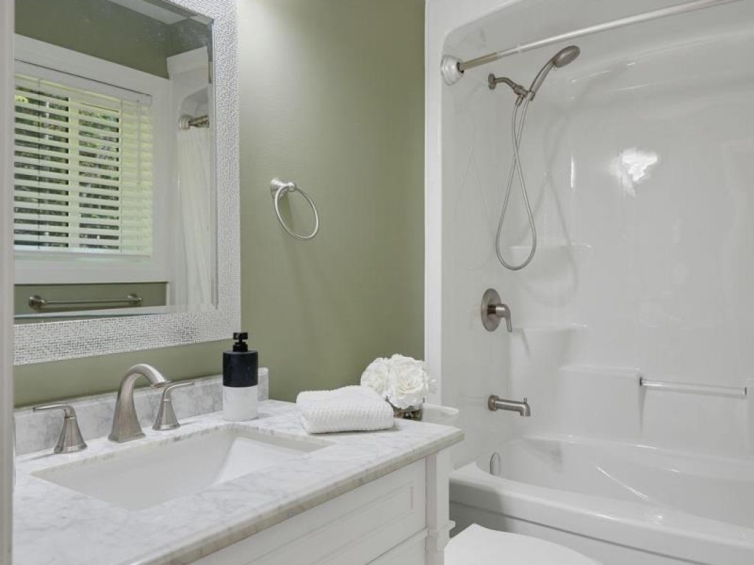 1087 HAWN ROAD, 