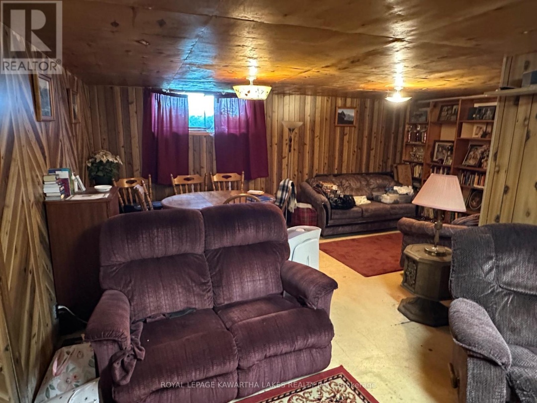 17290 SIMCOE STREET, 