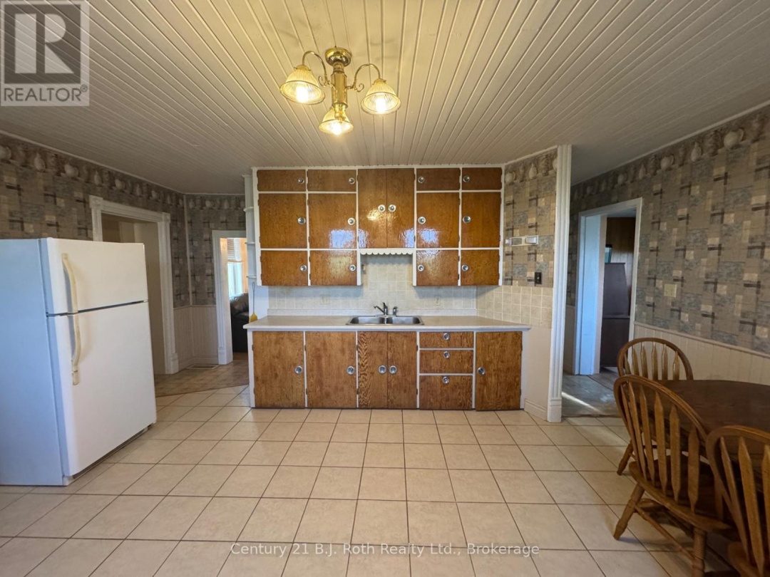 1767 10 CONCESSION, 