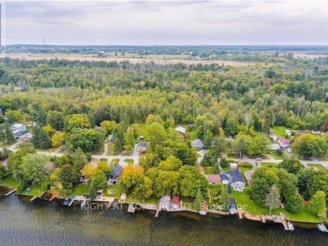 71 ANTIQUARY ROAD, Canal Lake