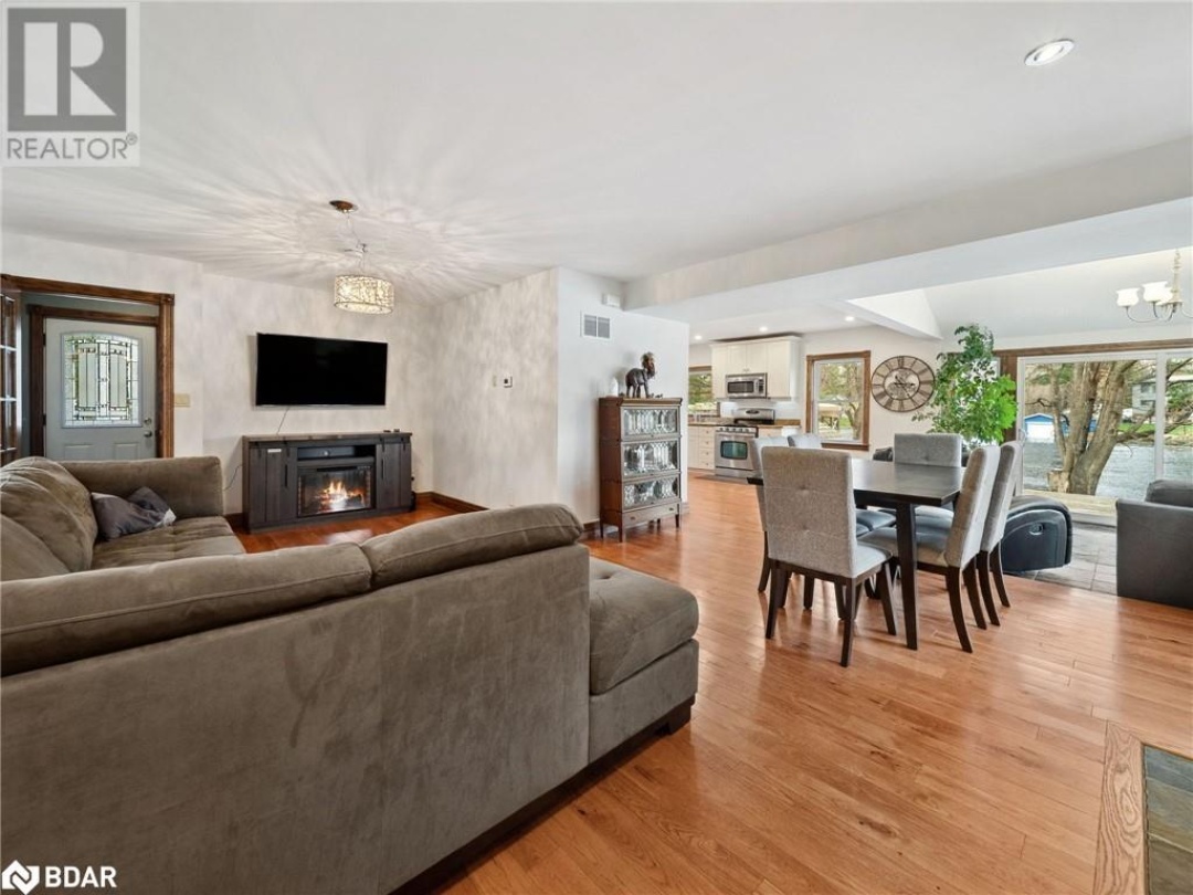 1012 COWBELL Lane, 