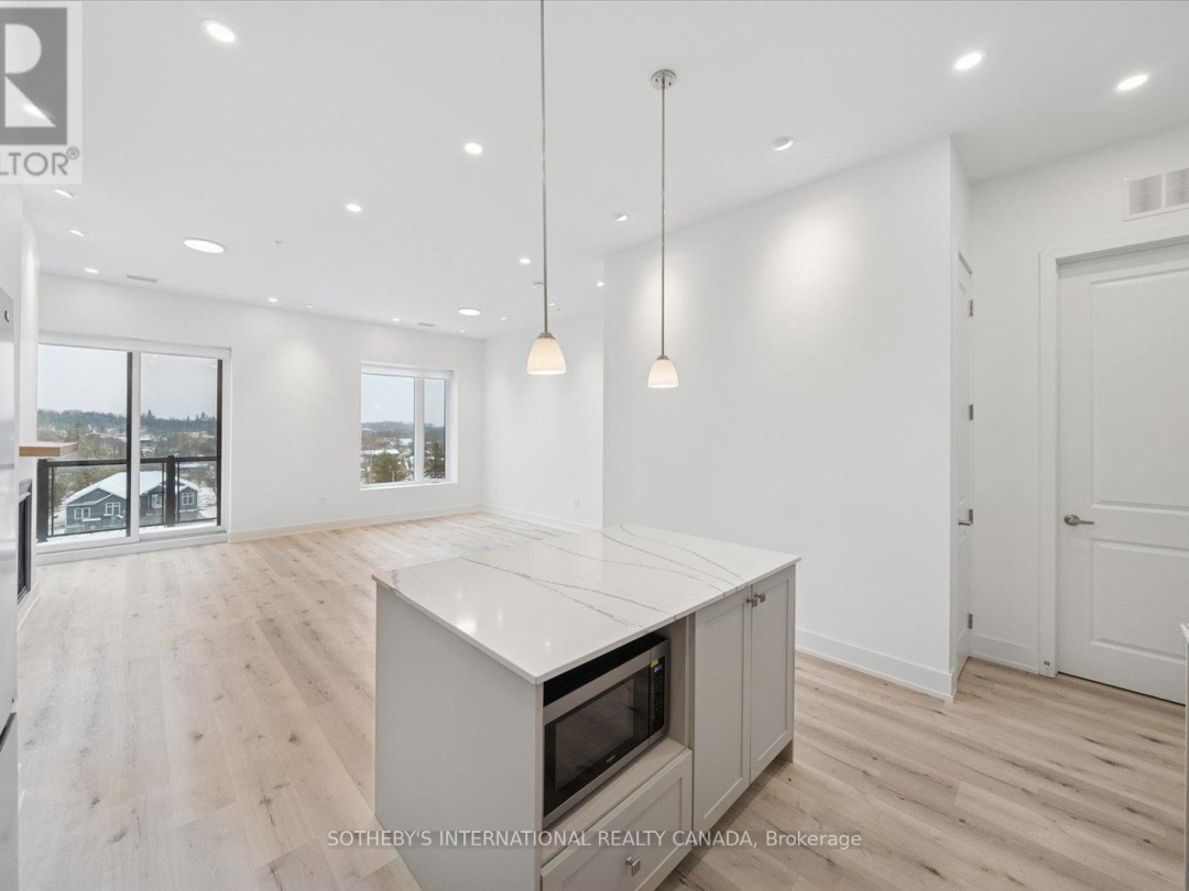 PENTHOUSE 1 - 19A WEST STREET N, 