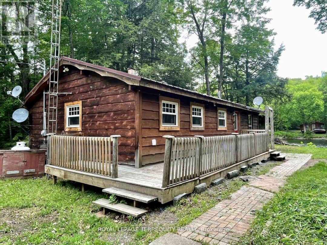 1143 SHERWOOD FOREST ROAD, Muskoka River