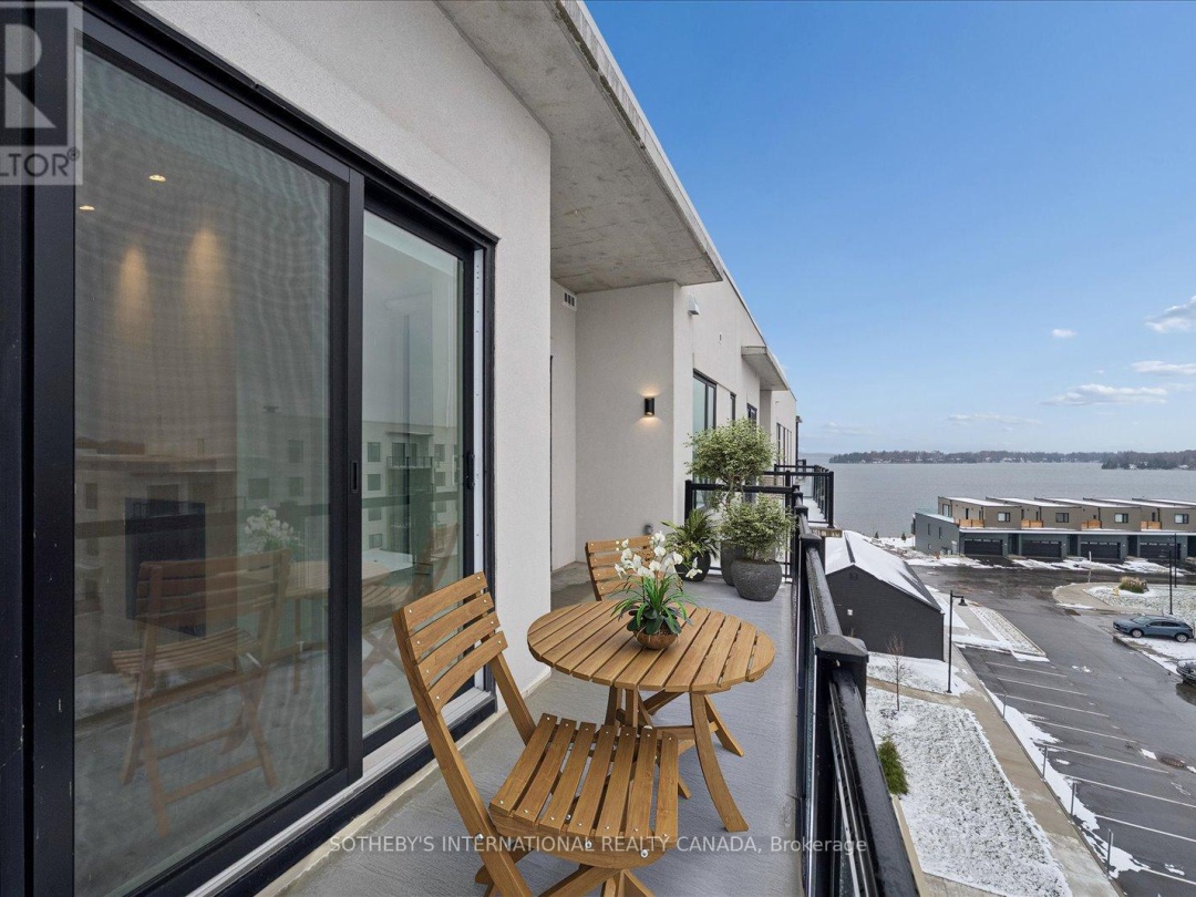 PENTHOUSE 1 - 19A WEST STREET N, 