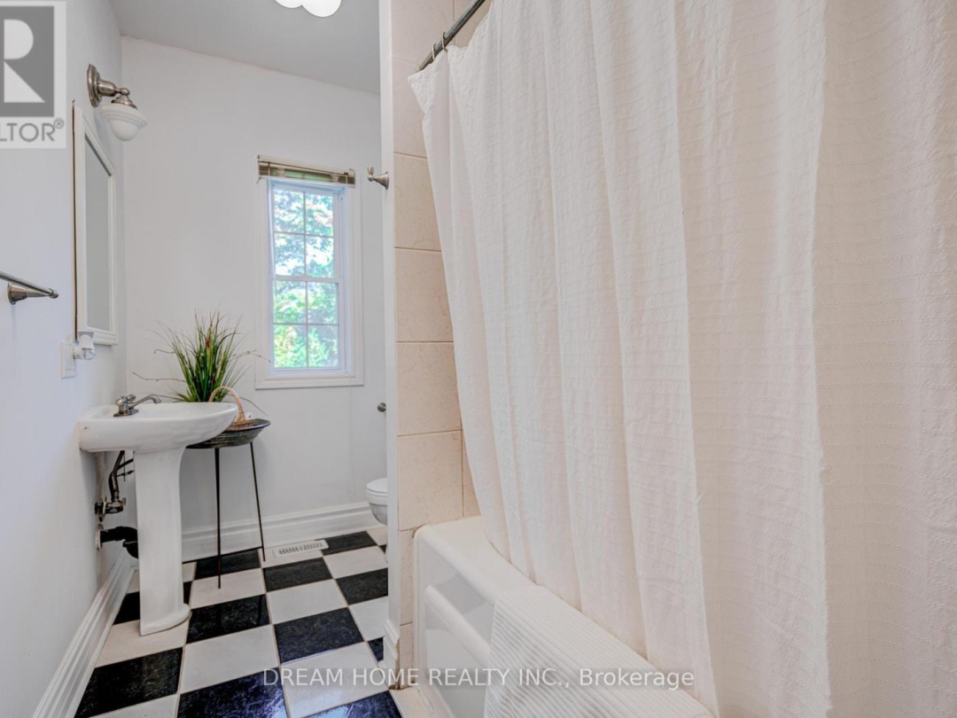 1119 SAJNOVIC PLACE, Ramara
