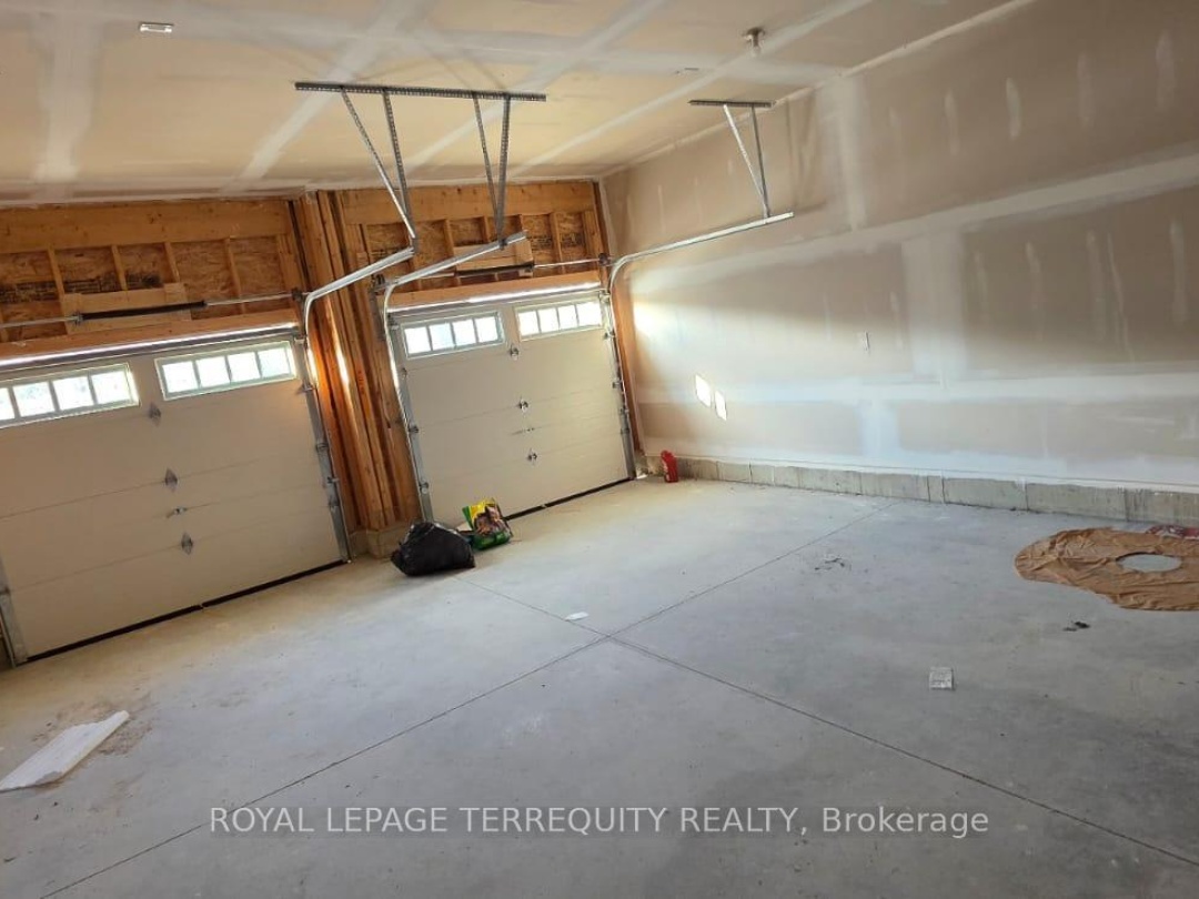 37 HILLCROFT WAY, Kawartha Lakes (Bobcaygeon)
