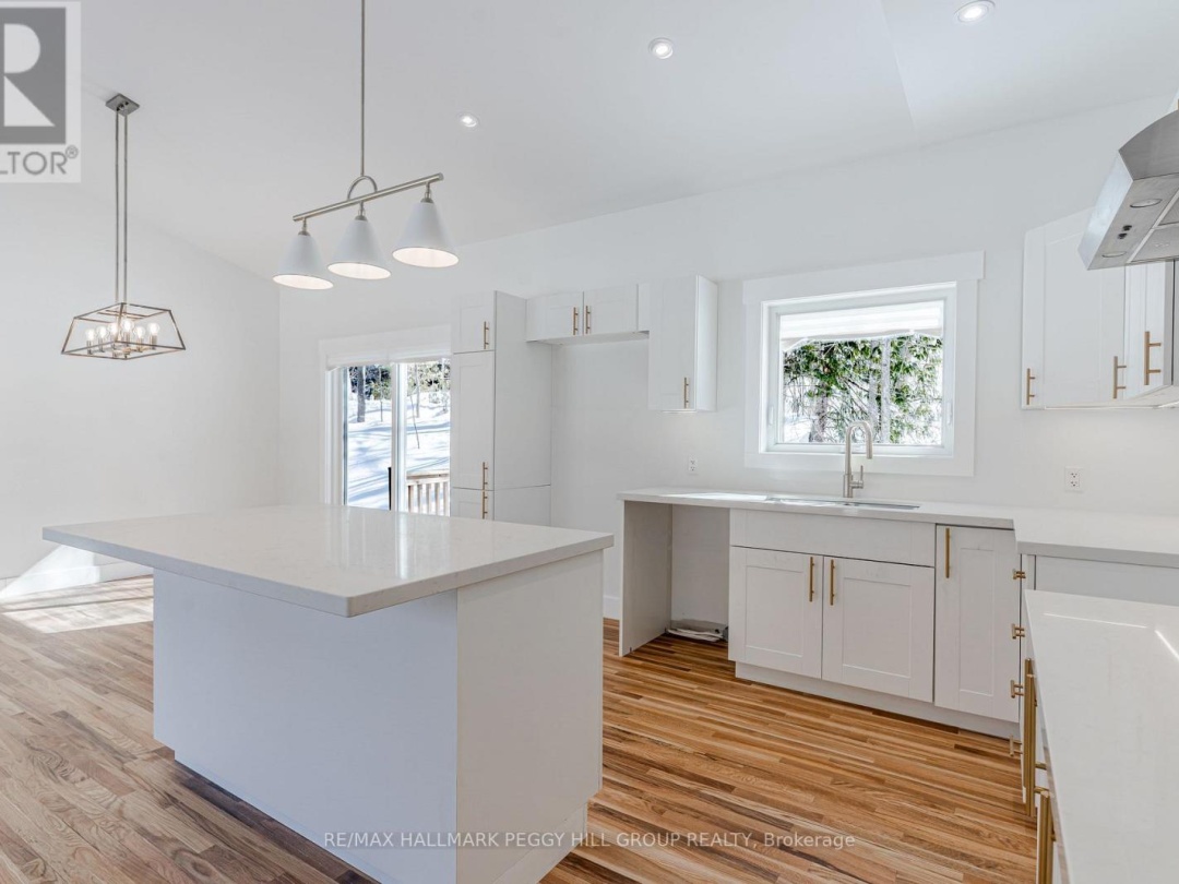 187 ALBIN ROAD, Tay (Waubaushene)