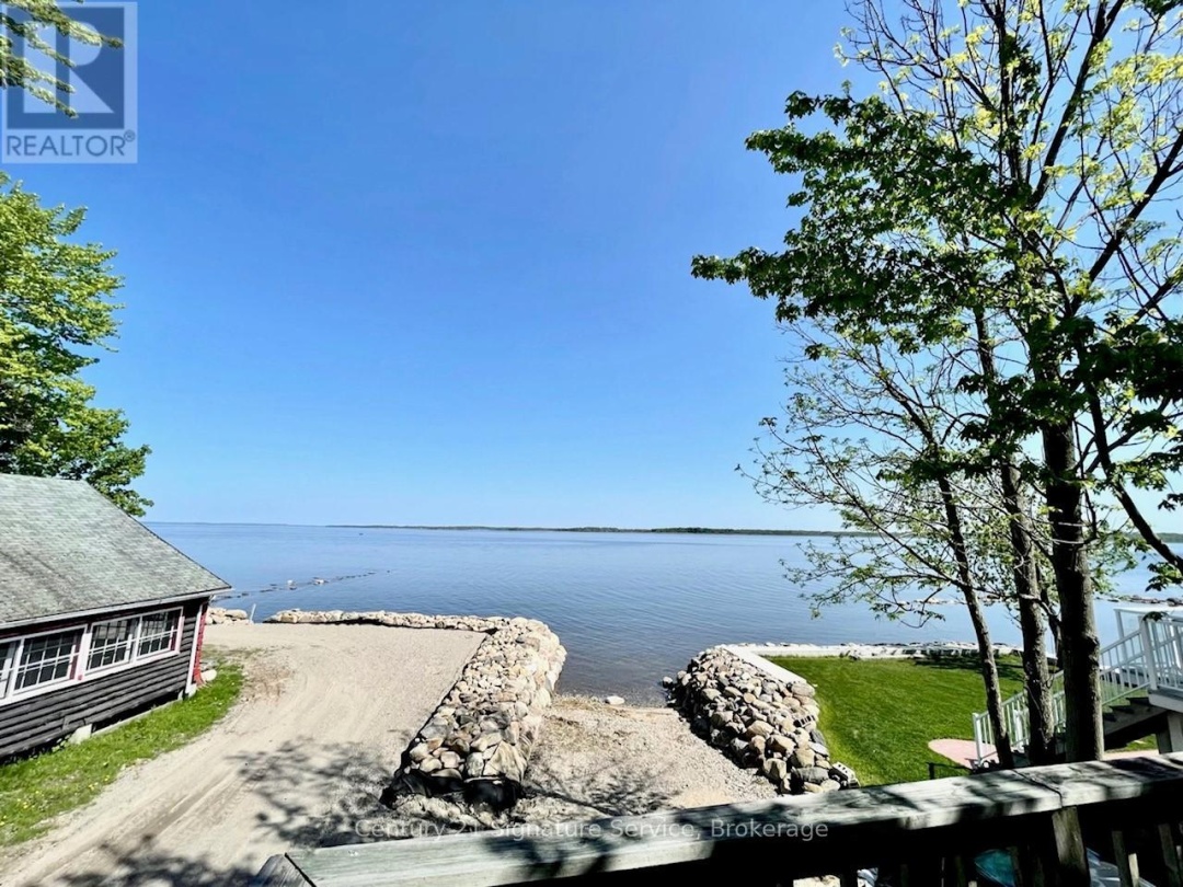 264 ROBINS POINT ROAD, Georgian Bay