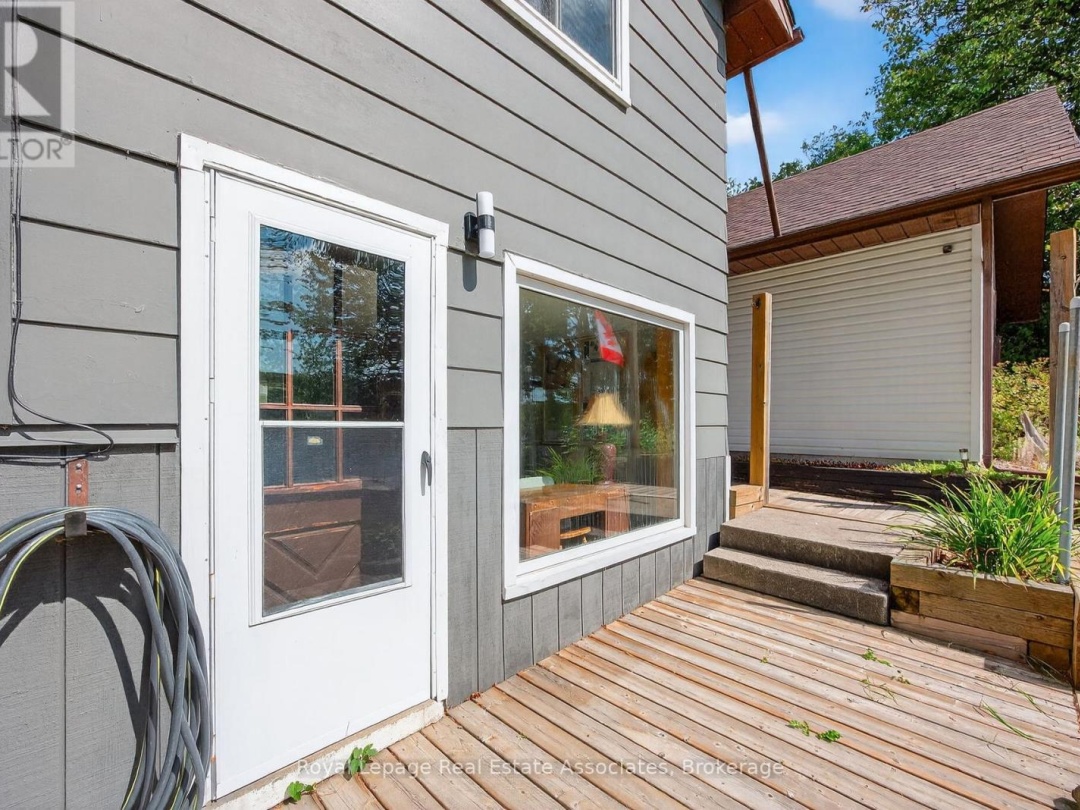 389 FALCON ROAD, Lake Vernon
