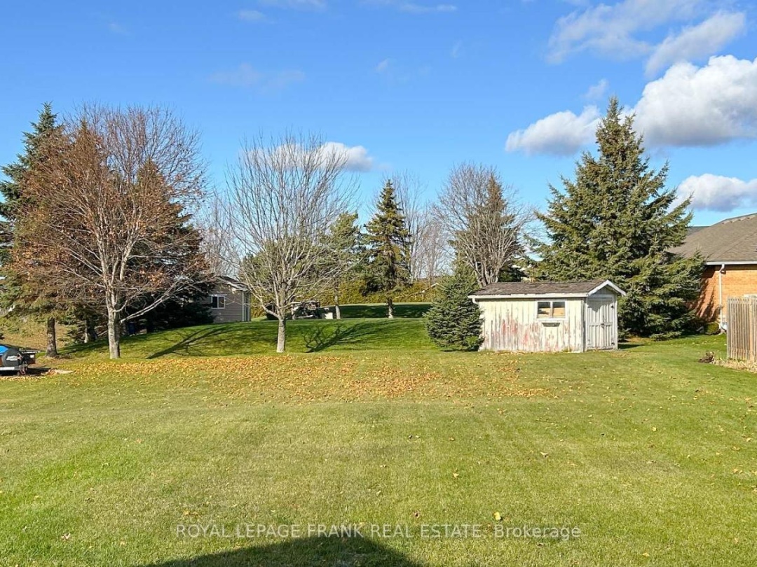 15 HALLETT CRESCENT, 