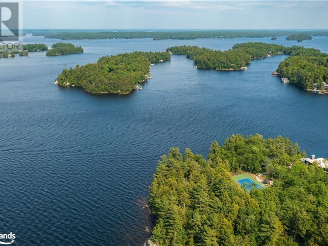 1 Bass Island, Lake Muskoka