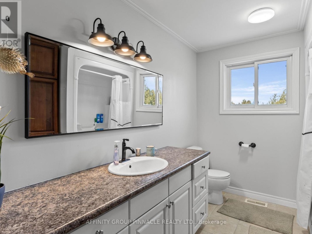 196 BURY'S GREEN ROAD, Kawartha Lakes (Somerville)