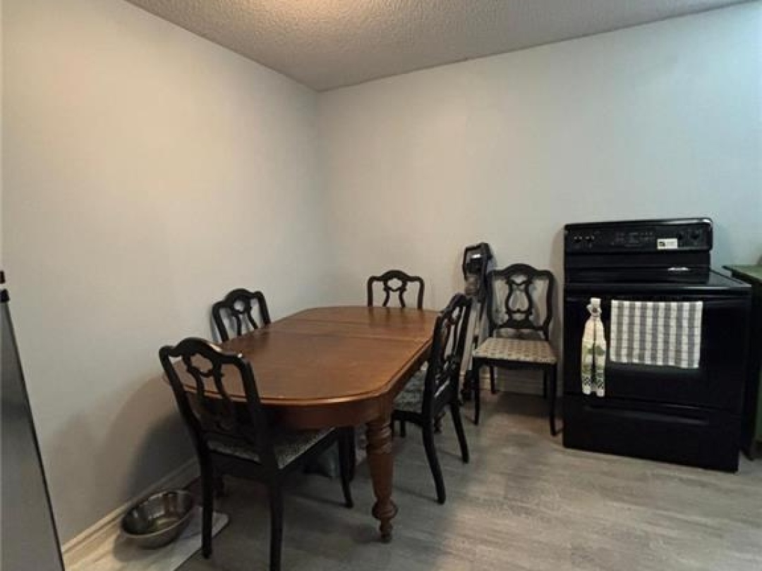 184 FERNWOOD Drive, Gravenhurst