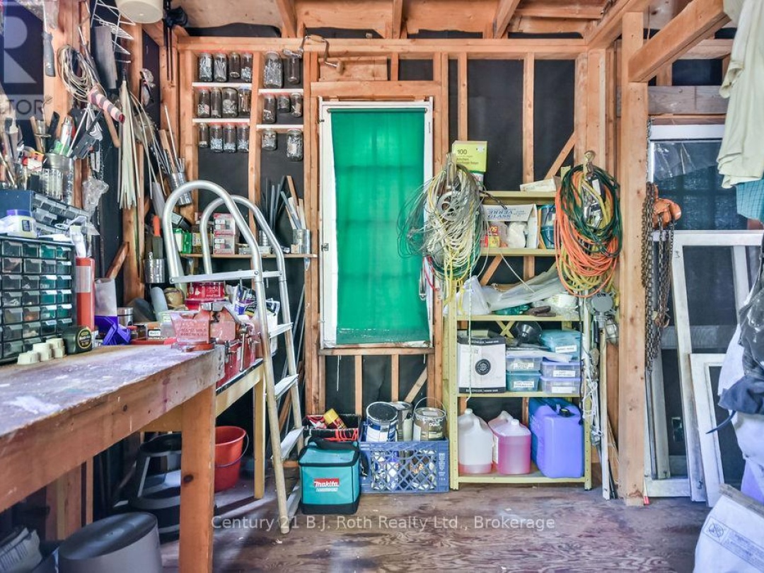 756 BROWNING ISLAND, 