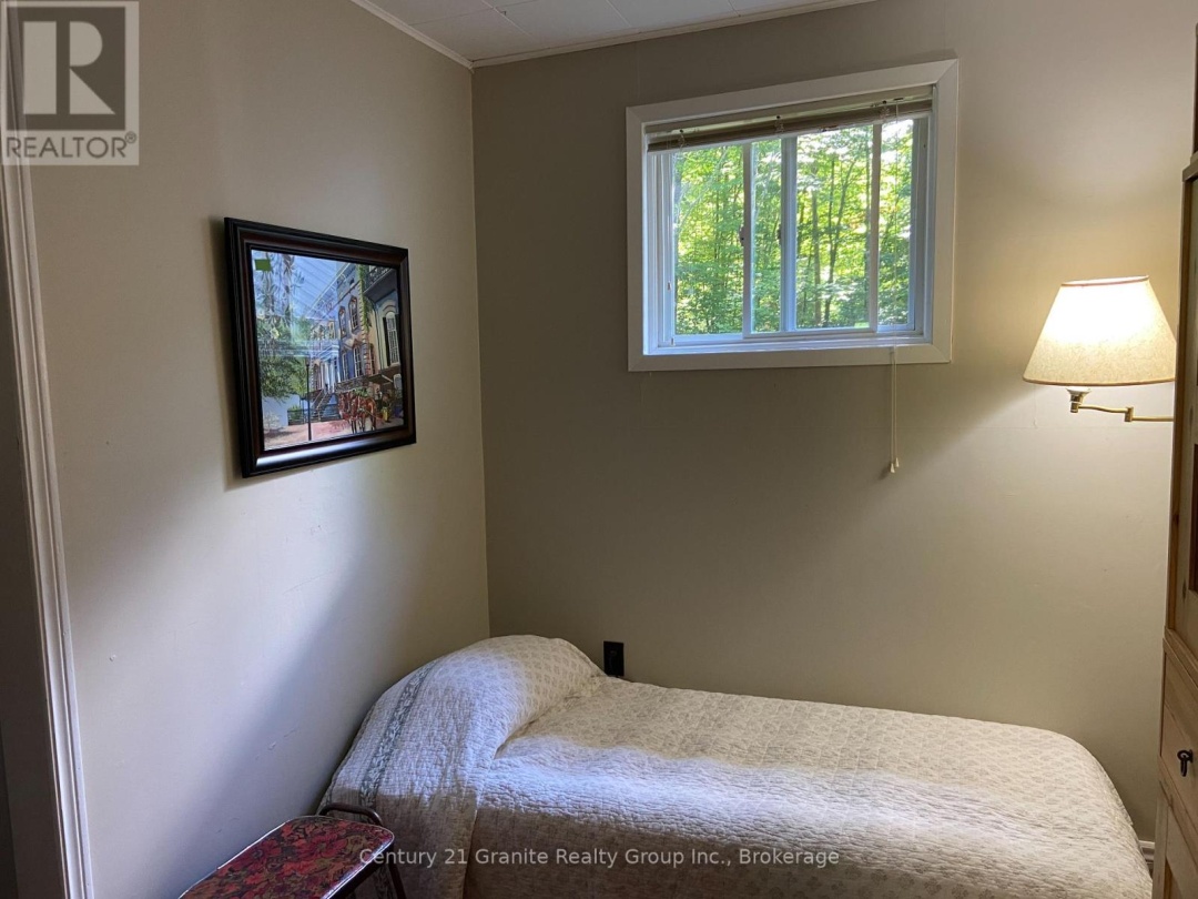 1931 DUCK LAKE ROAD, 