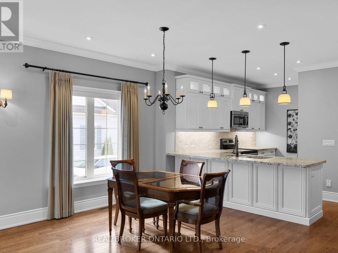 3315 BEACH CLUB BOULEVARD, 