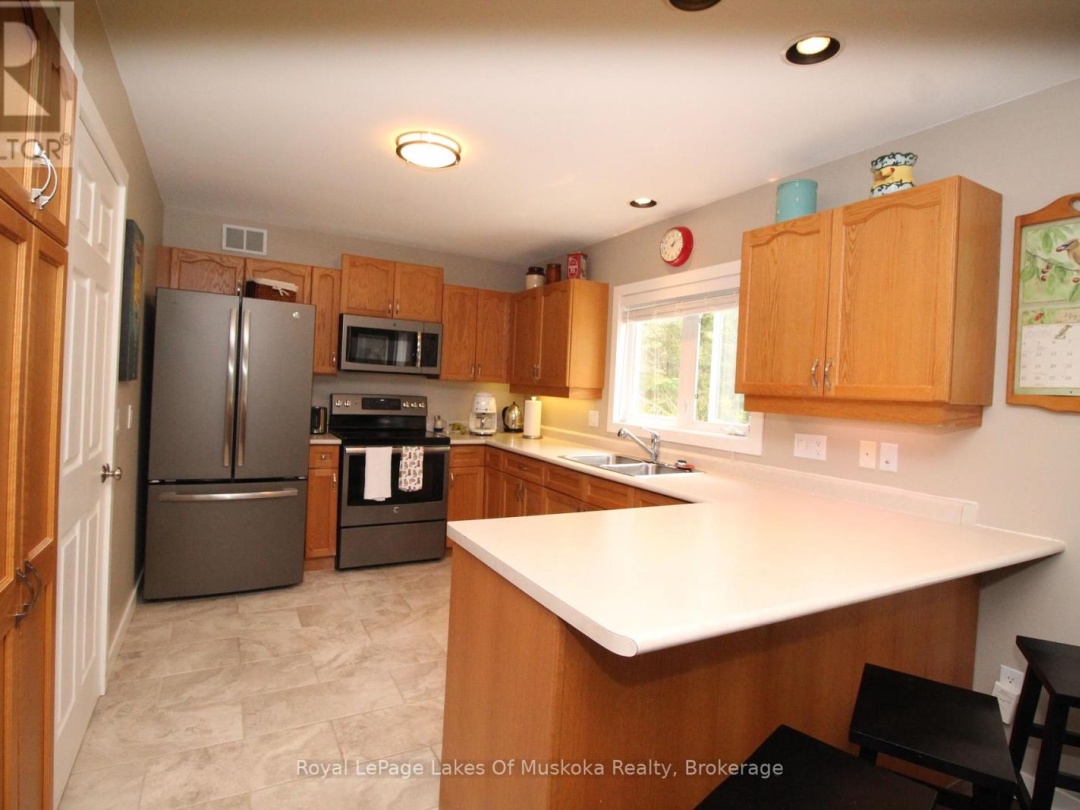30 Hedgewood Lane, Gravenhurst (Muskoka (S))