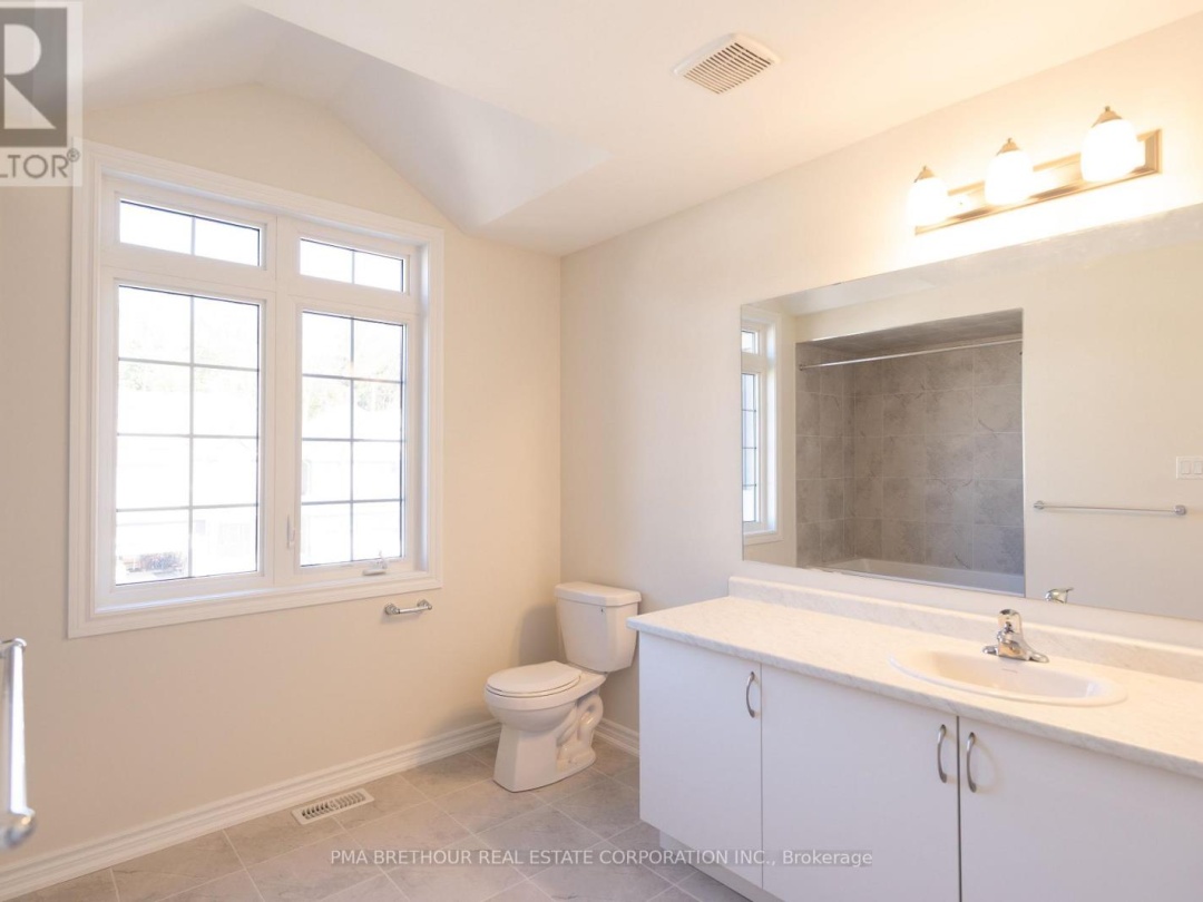 400 BEECHWOOD FOREST LANE, 