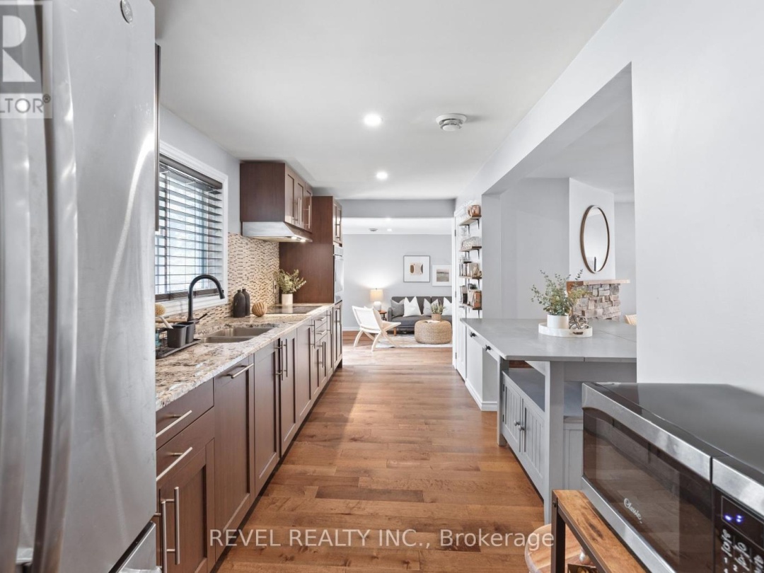 411 LONG BEACH ROAD, 
