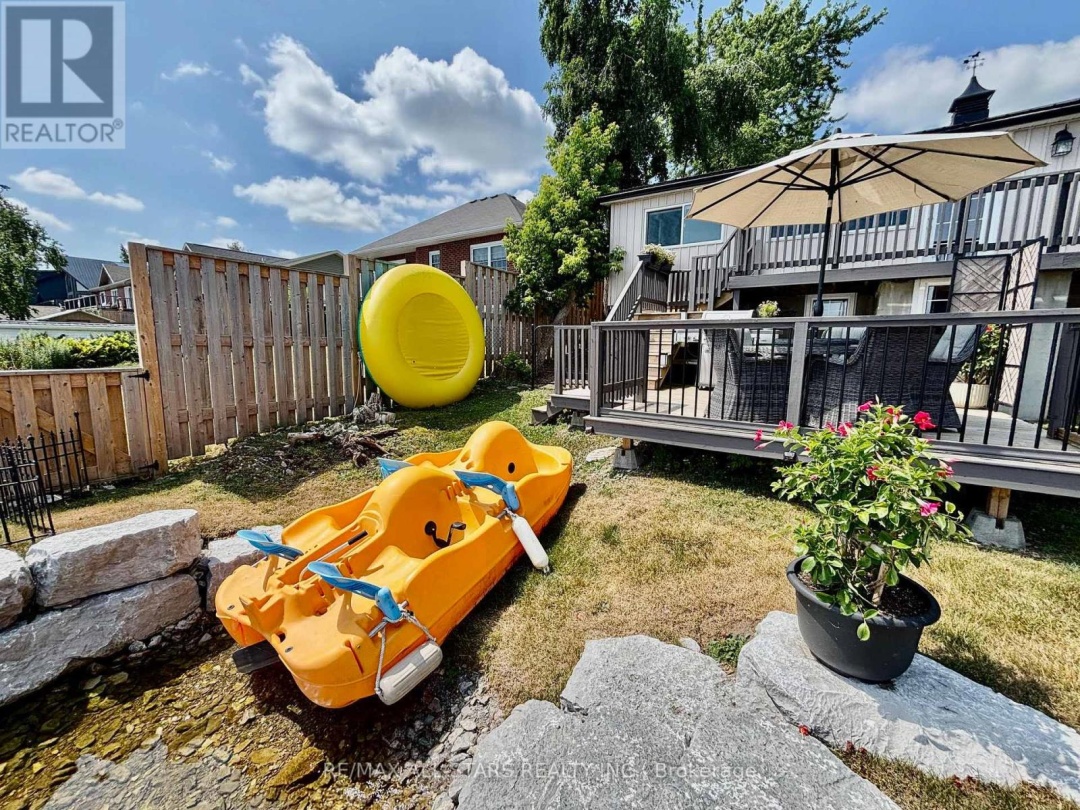 25 BAYVIEW ROAD, 