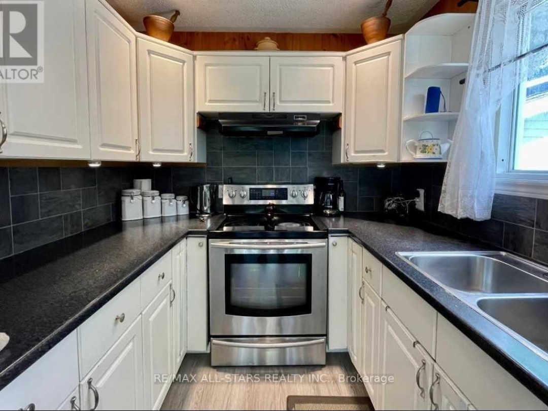 42 CEDAR BAY ROAD, Kawartha Lakes (Carden)