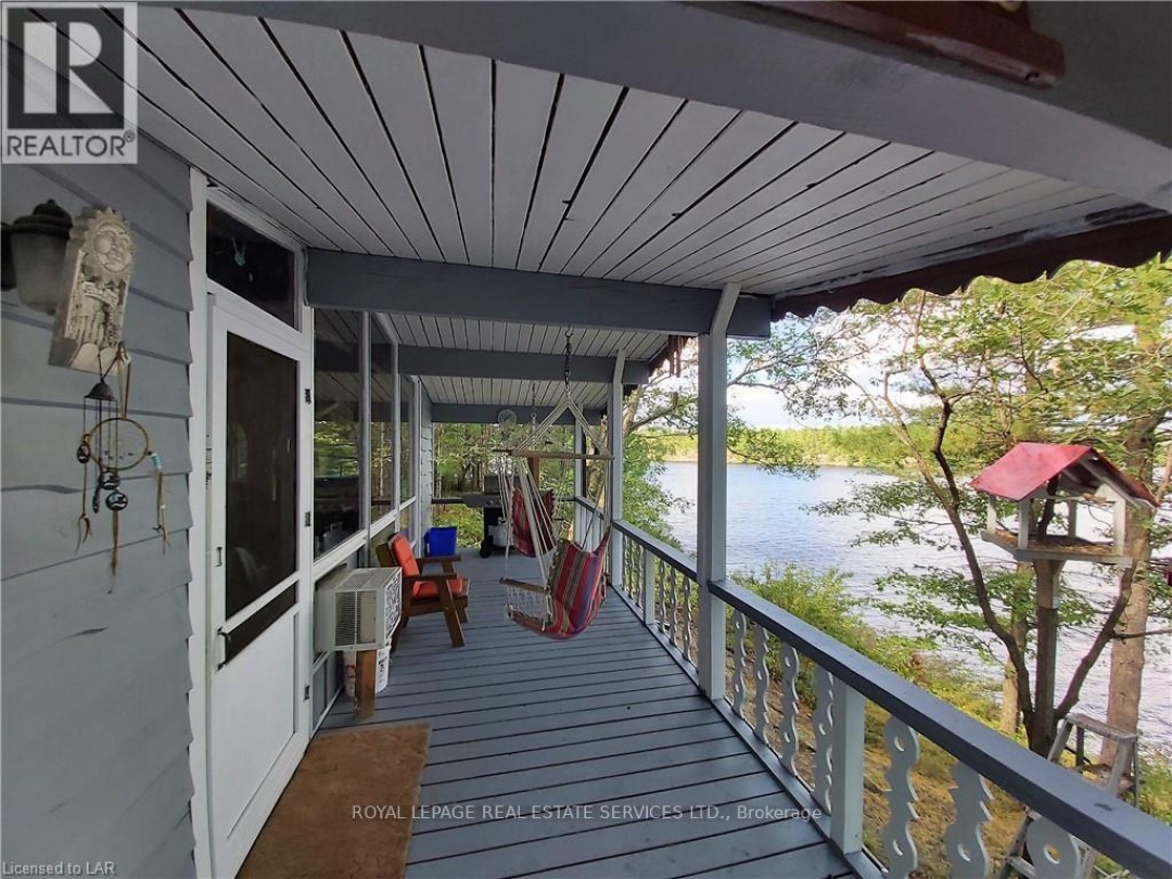 1327-1329 WOODLAND DRIVE, Muldrew Lake