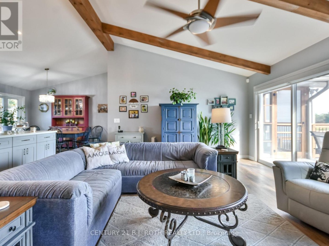 3371 LAKE ST. GEORGE BOULEVARD, Lake St George