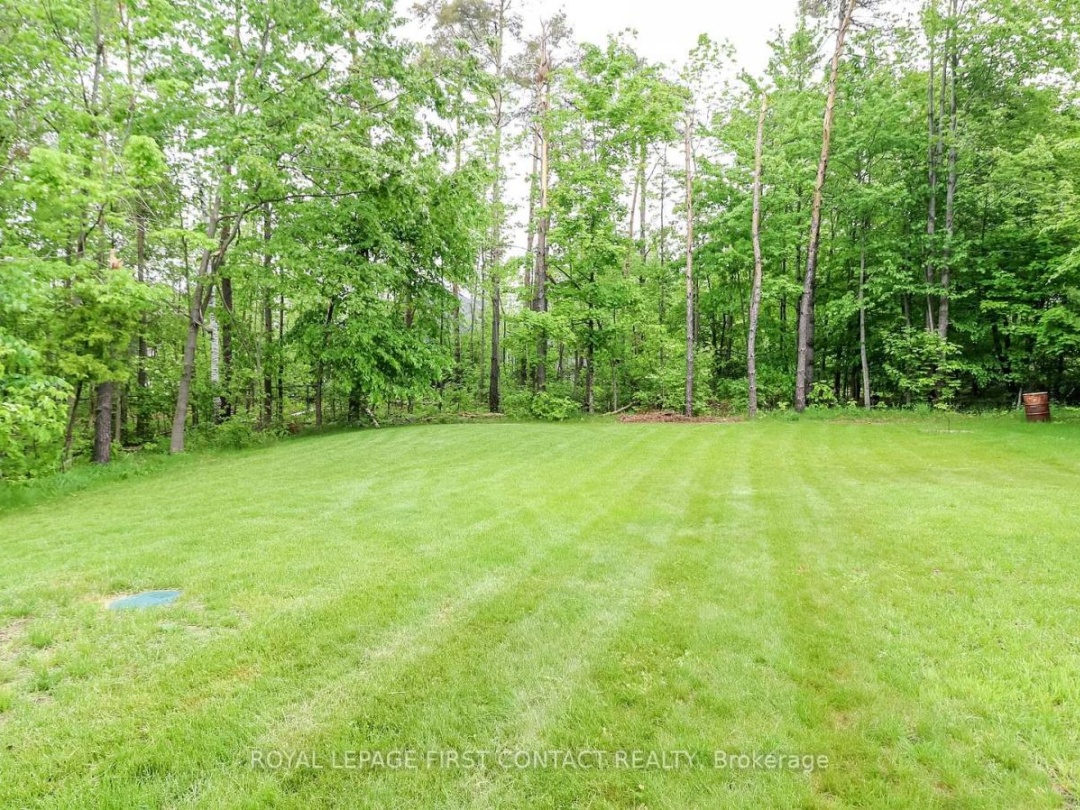 2066 ELANA DRIVE, Severn (Marchmont)