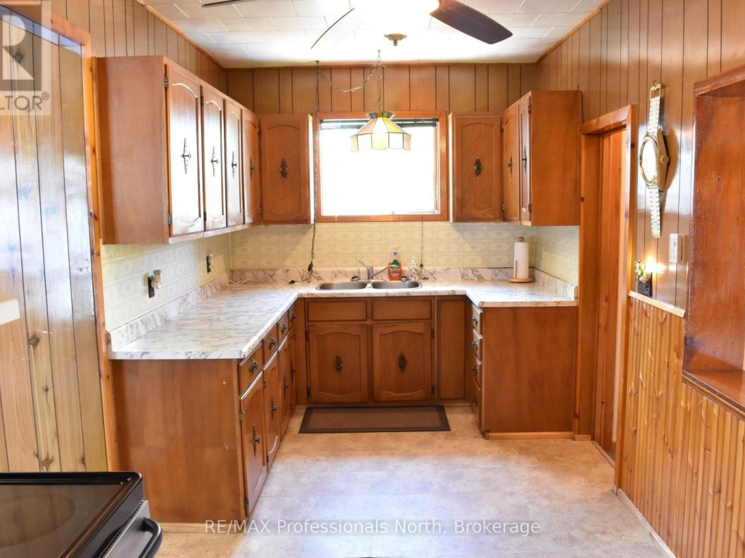 12802 Highway 35, Minden Hills (Minden)