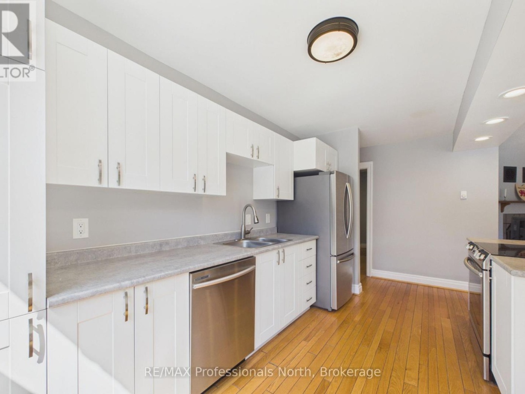1196 RAVENSCLIFFE ROAD, Huntsville (Chaffey)