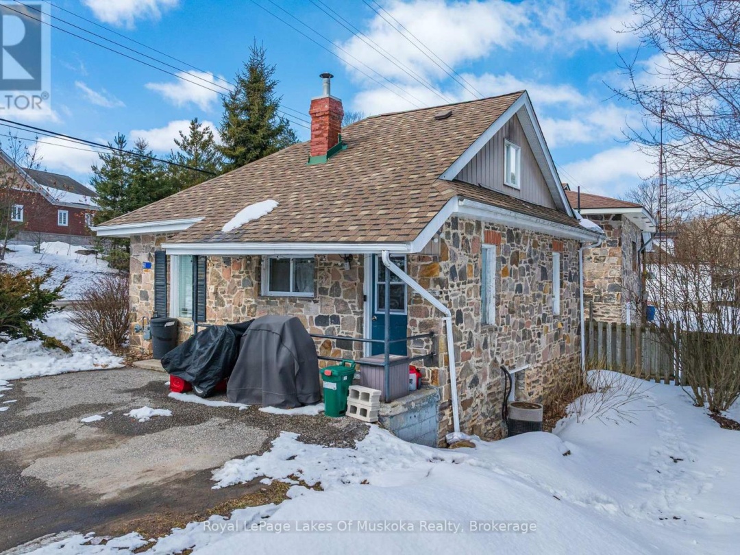 60 WEST ROAD W, Huntsville (Chaffey)